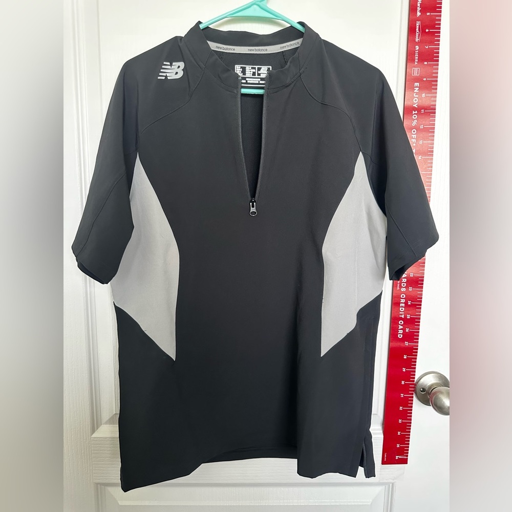 New Balance Mens Size Small Running Shirt